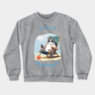 "Funny Cat Beach T-Shirt: Humorous Kitty with Sunglasses and Cocktail | Unique Gift for Cat Lovers Crewneck Sweatshirt